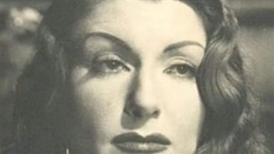 الفنانة زوزو شكيب….  ولدت زينب شكيب في 12 أبريل عام 1909، وكان والدها يعاملها هى وشقيقتها ميمى شكيب معاملة شد يدة